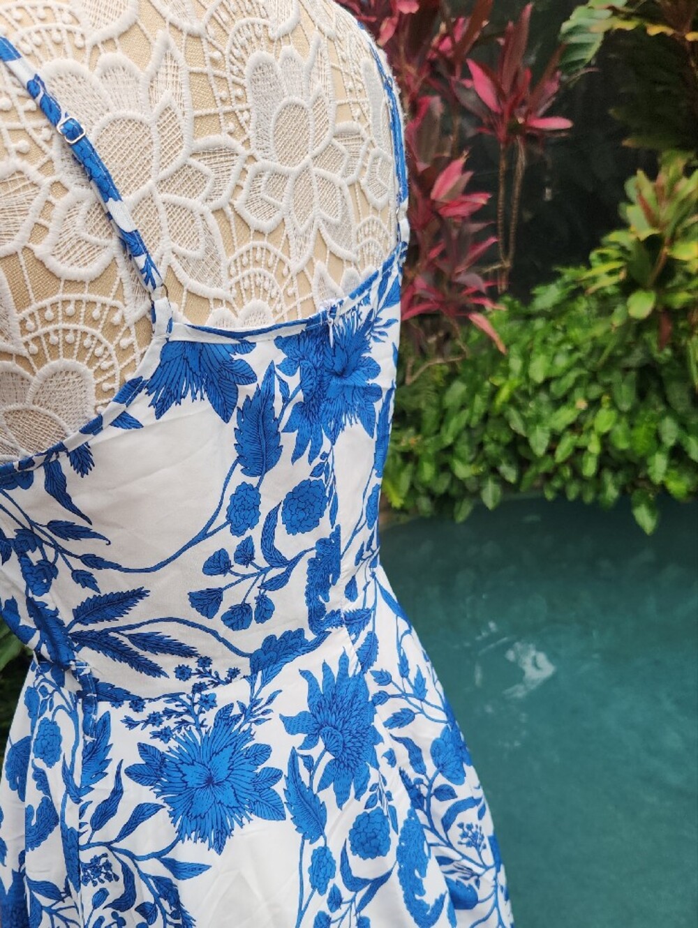Stunning Blue and White Floral Sundress. Go To Summer Dress! - Picture 3 of 7